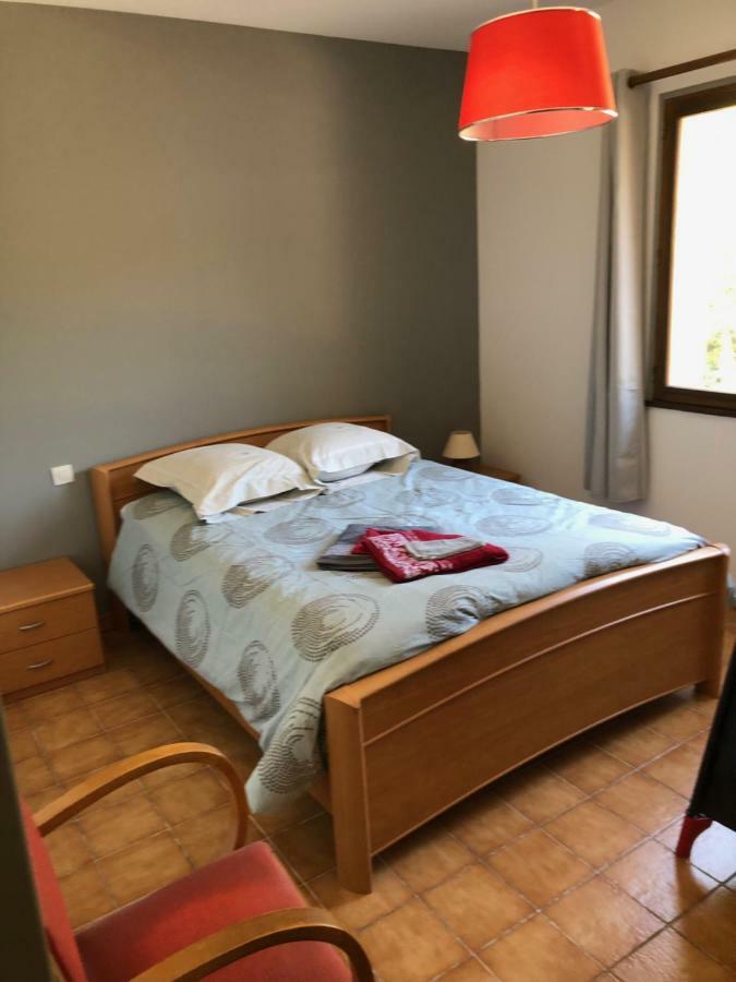 Maison d'en face Salavas Extérieur photo