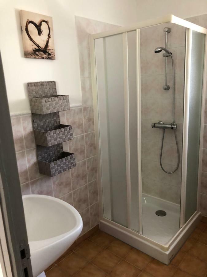 Maison d'en face Salavas Extérieur photo